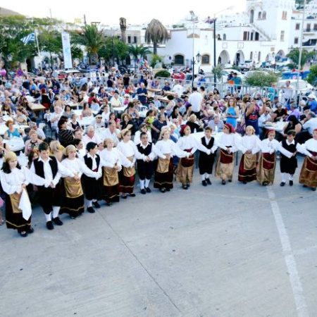 Nησιώτικες «μαγειριές» και σαμιώτικο κρασί-9ο Φεστιβάλ Γεύσης και Παράδοσης στην Πάτμο